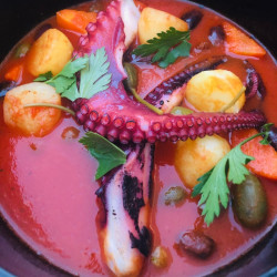 Livraison de poulpe de méditerranée à Paris et en ile-de-France