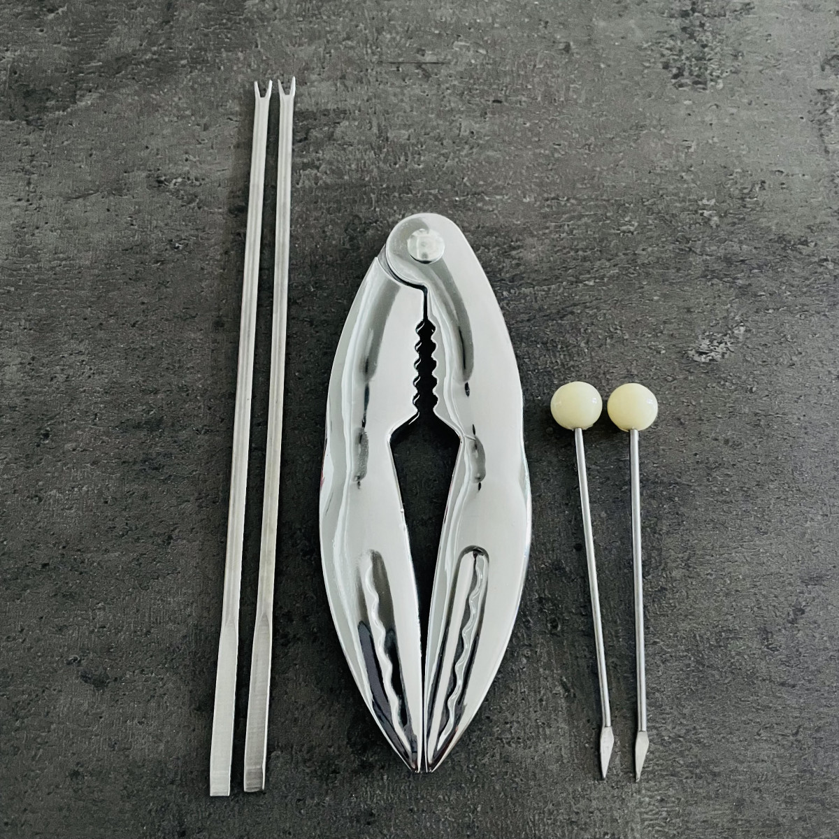 Livraison à domicile de set ustensile pour crustacés dans toute la France métropolitaine